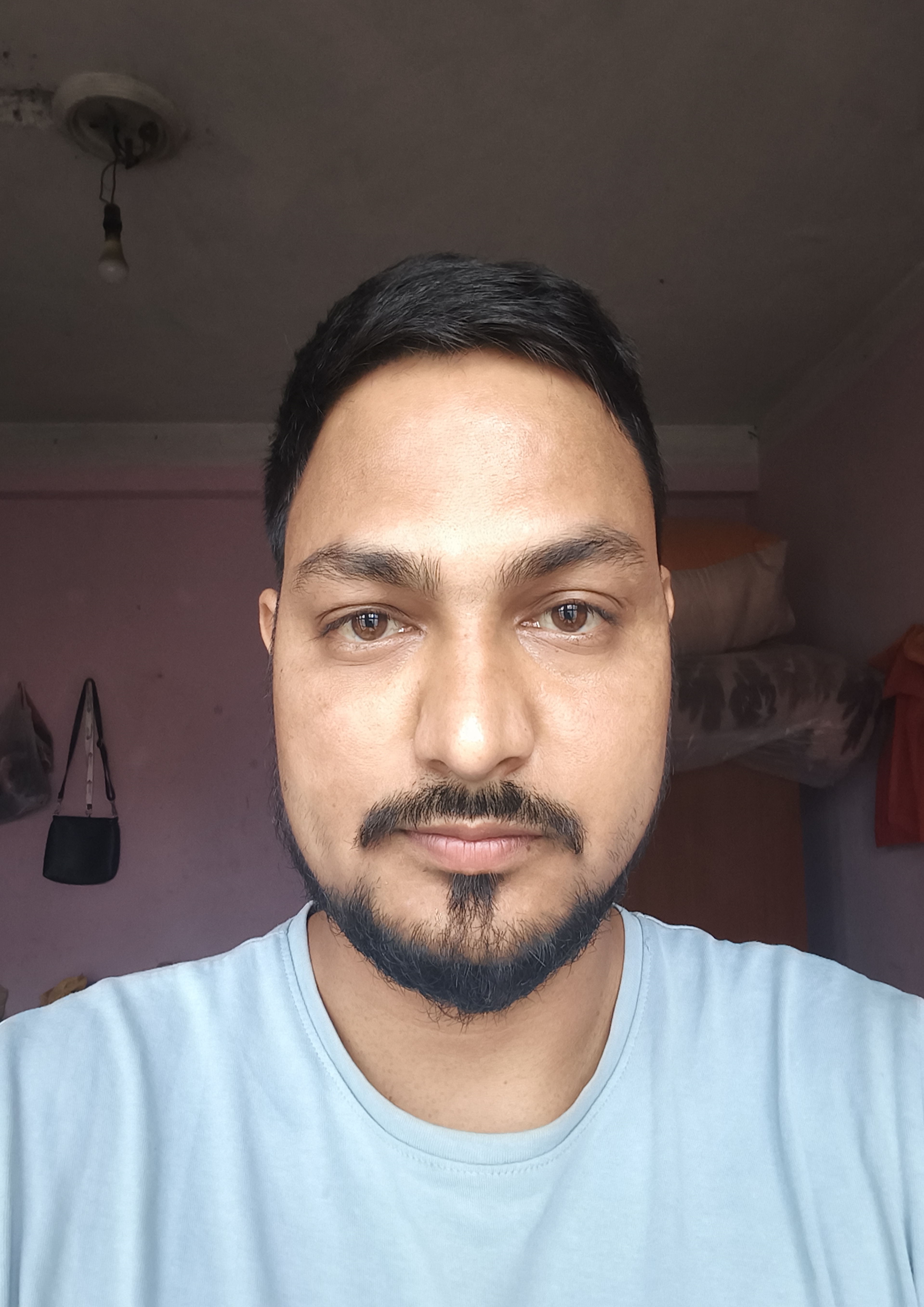 Profilfoto von Lokendra Bahadur Chand