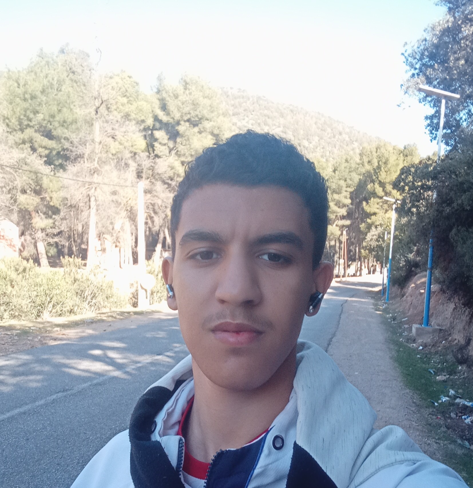 Profilfoto von Yassine EDAOUDI